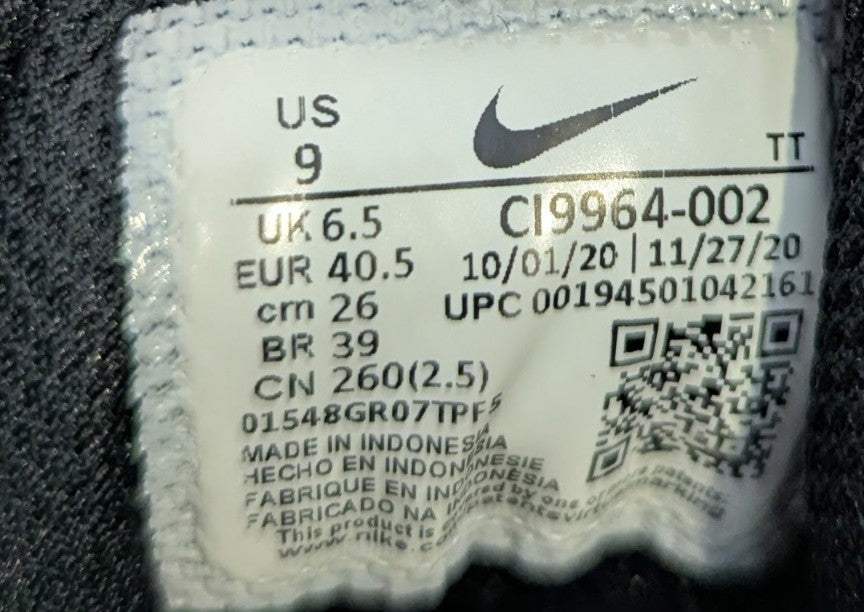 NIKE Sneakers Black Size W9