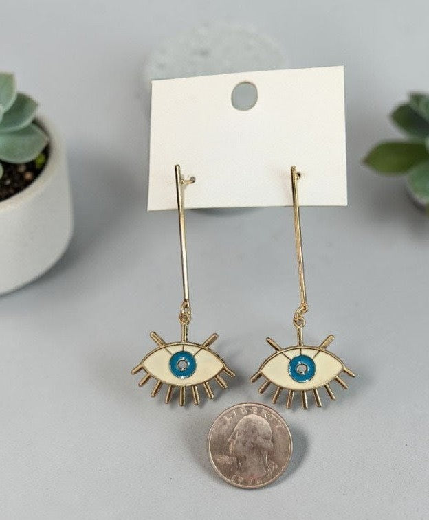 Eye dangle earrings 2 colors