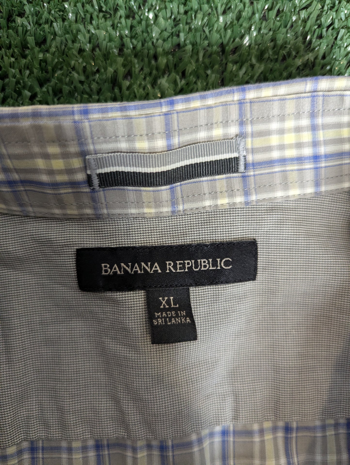 Banana Republic, plaid pattern cotton button-down shirt size XL