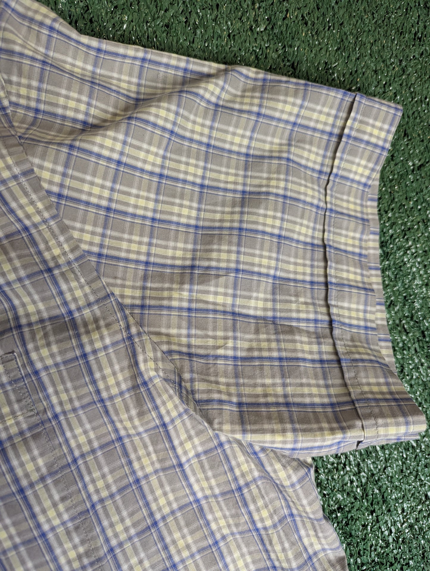 Banana Republic, plaid pattern cotton button-down shirt size XL
