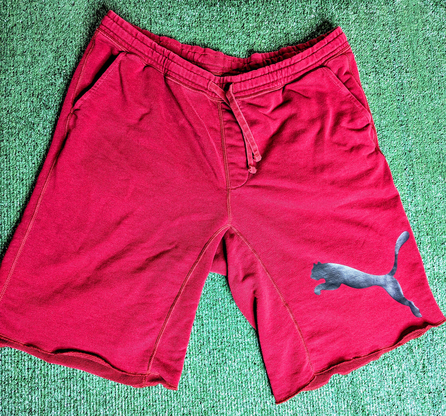 Puma, casual/workout style Size L