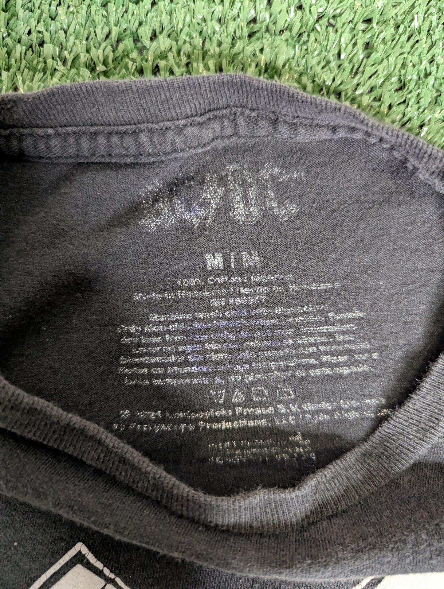 AC/DC 'Back in Black' official merchandise Size M