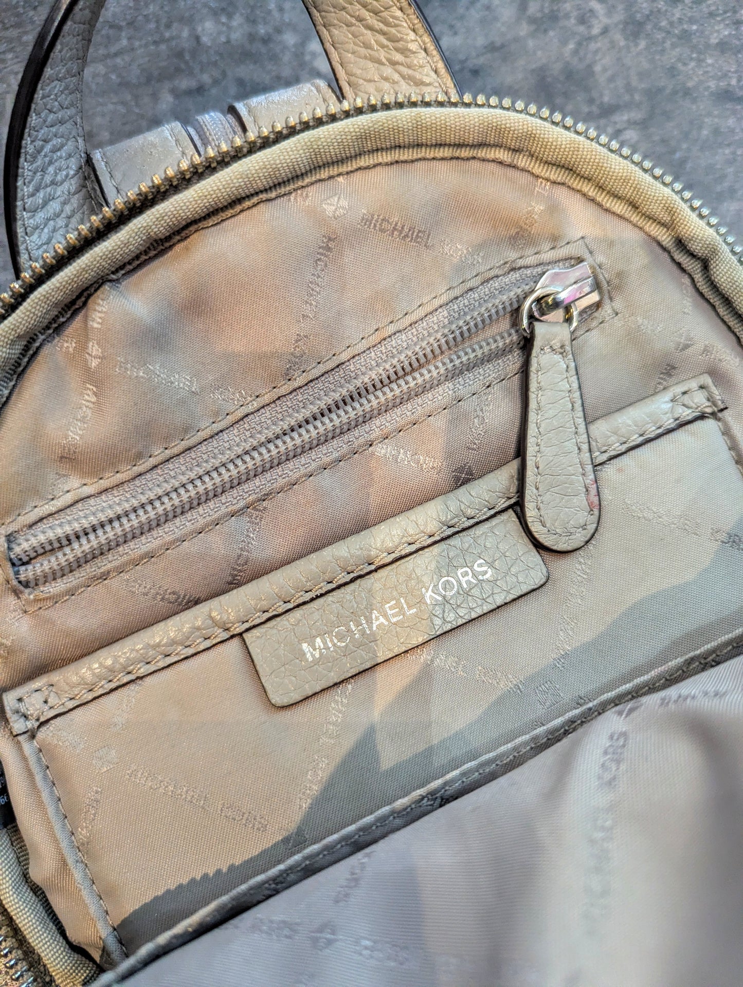 Michael Kors Erin Small Convertible Backpack PRE LOVE