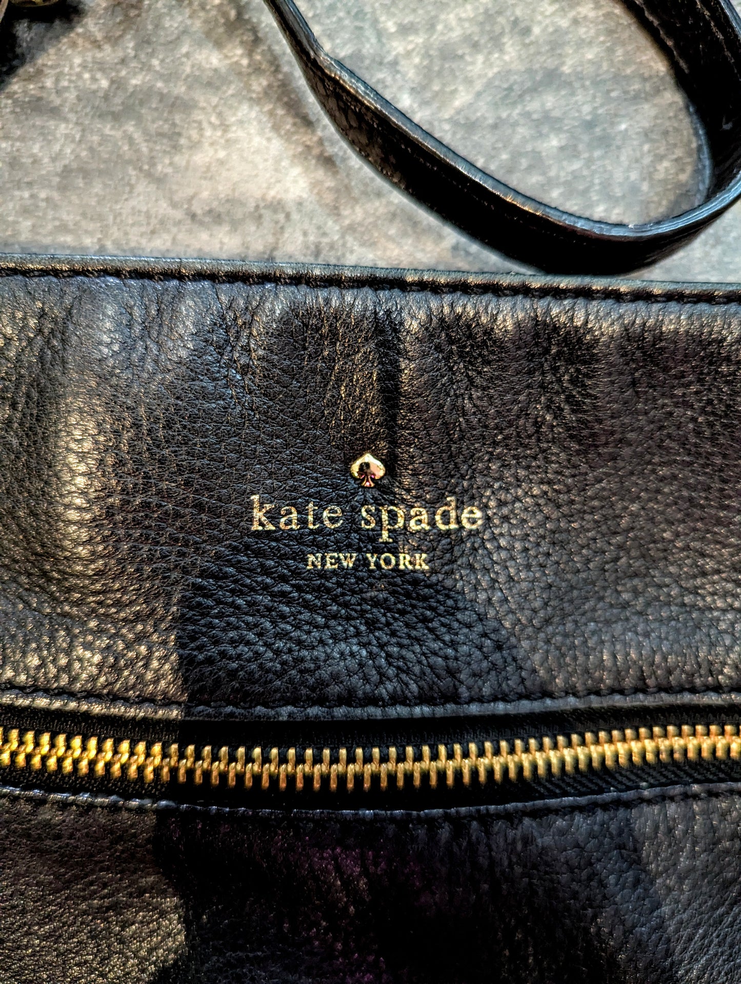 KATE SPADE New York Crossbody