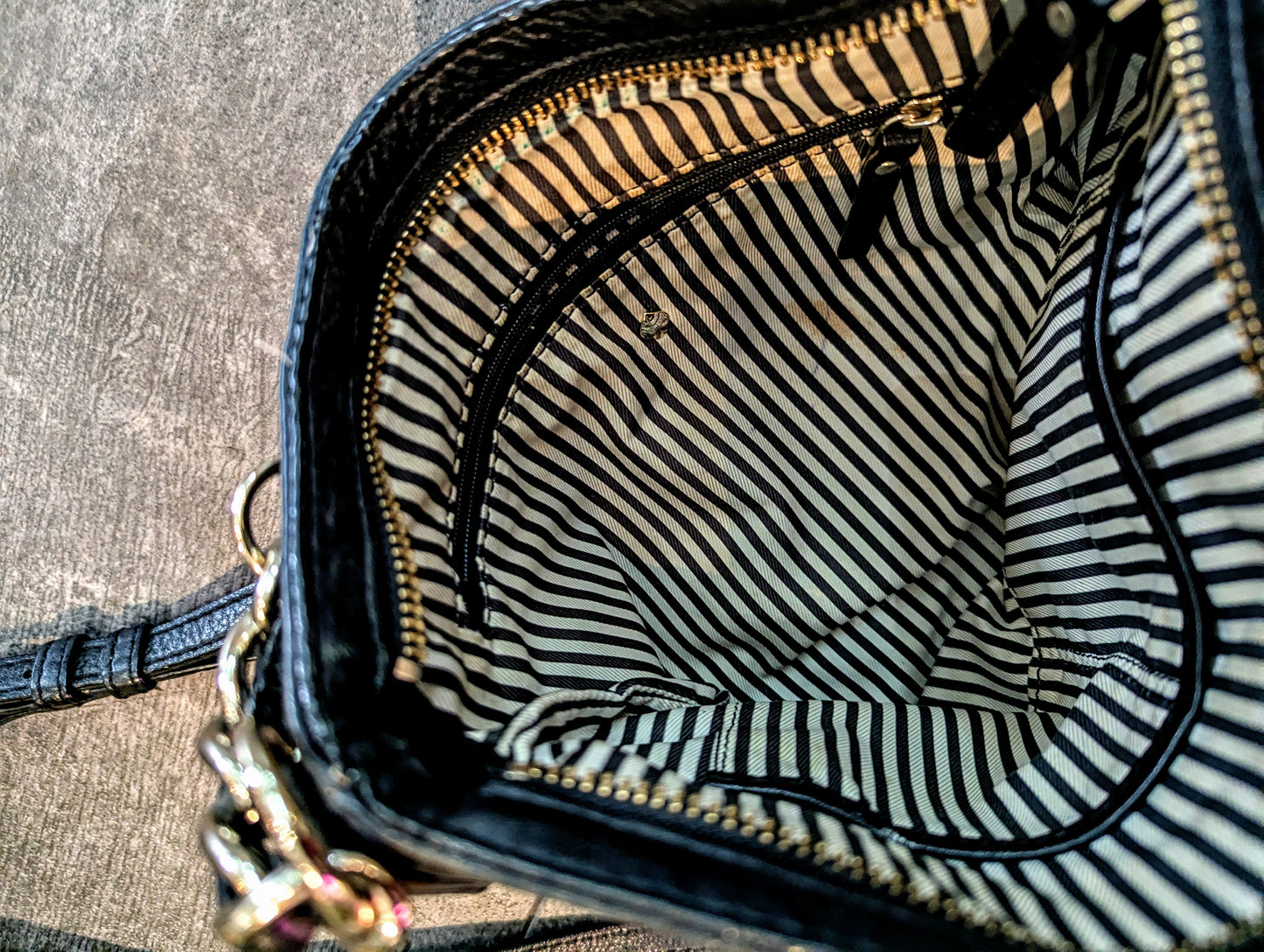 KATE SPADE New York Crossbody