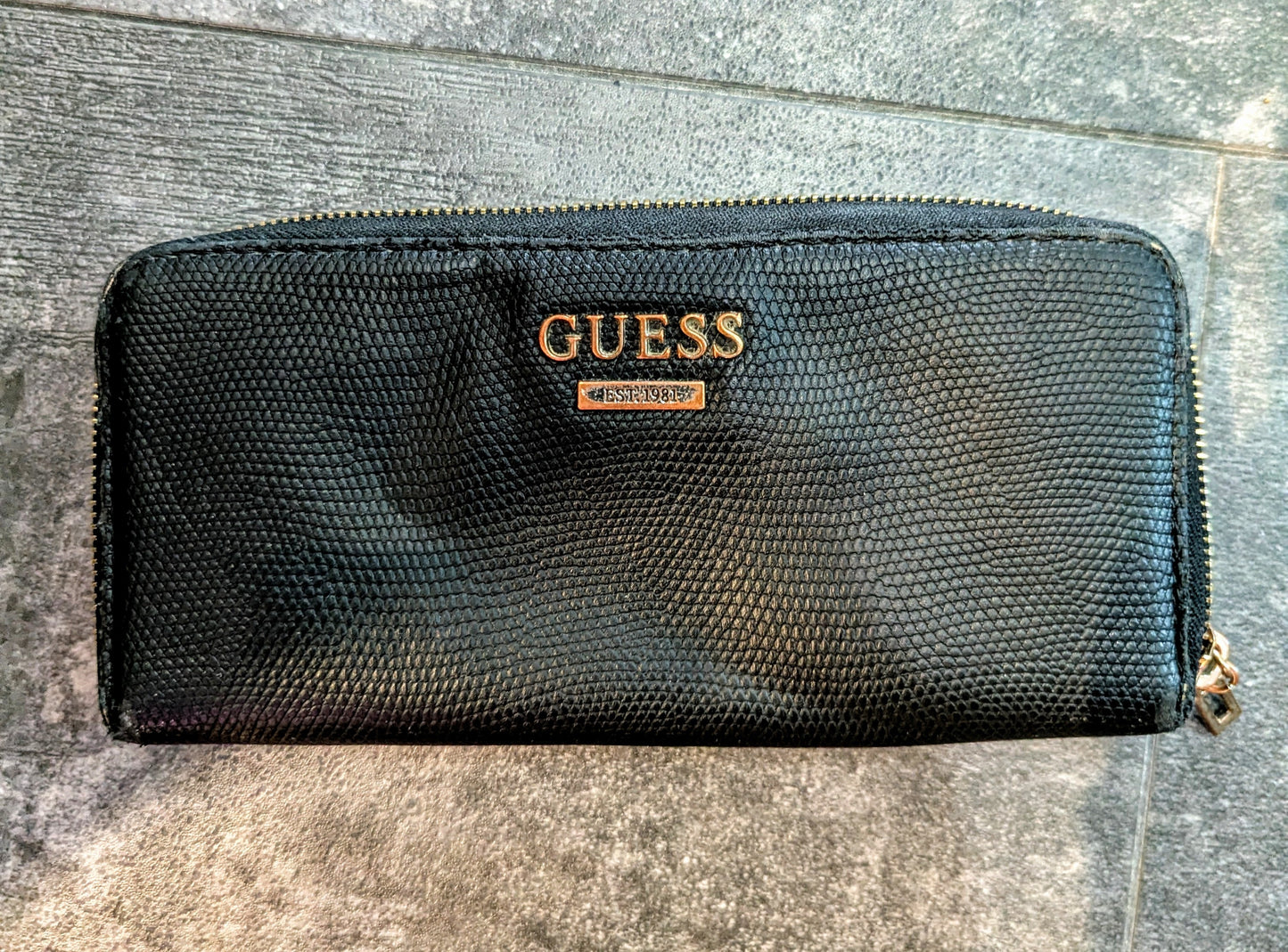 Guess Wallet PRE LOVE
