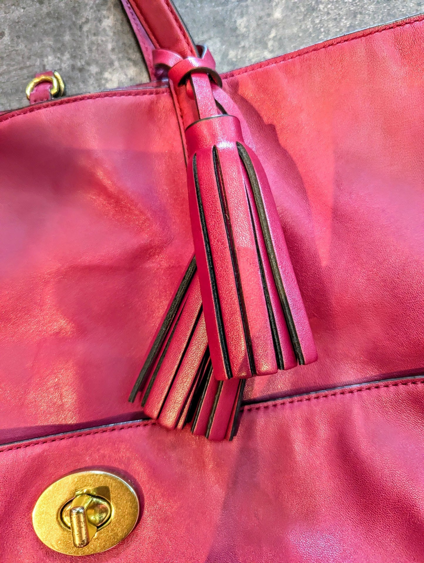 COACH LEGACY Turnlock Tote in Deep Port Raspberry