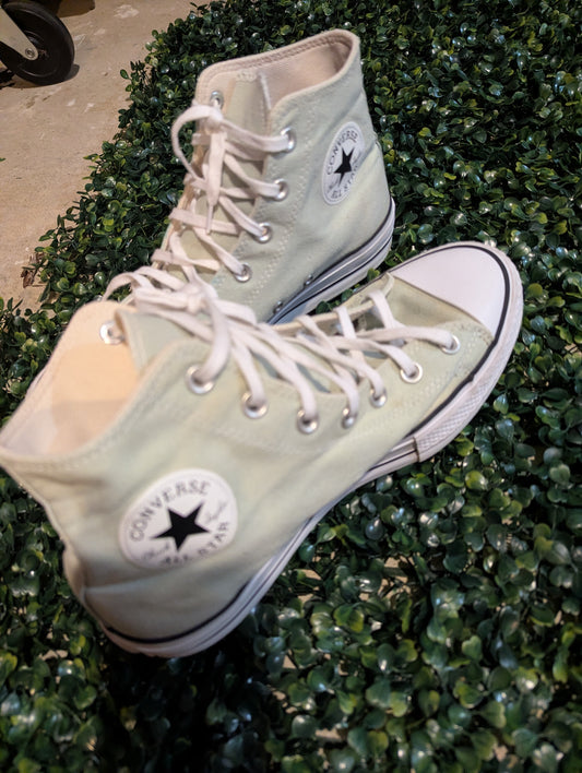 Converse Chuck Taylor All Star, Size 10 Unisex Canvas high-top sneakers,