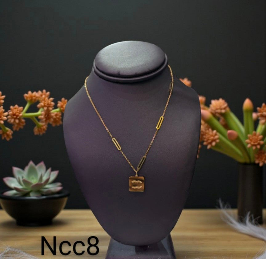 Lux Necklace