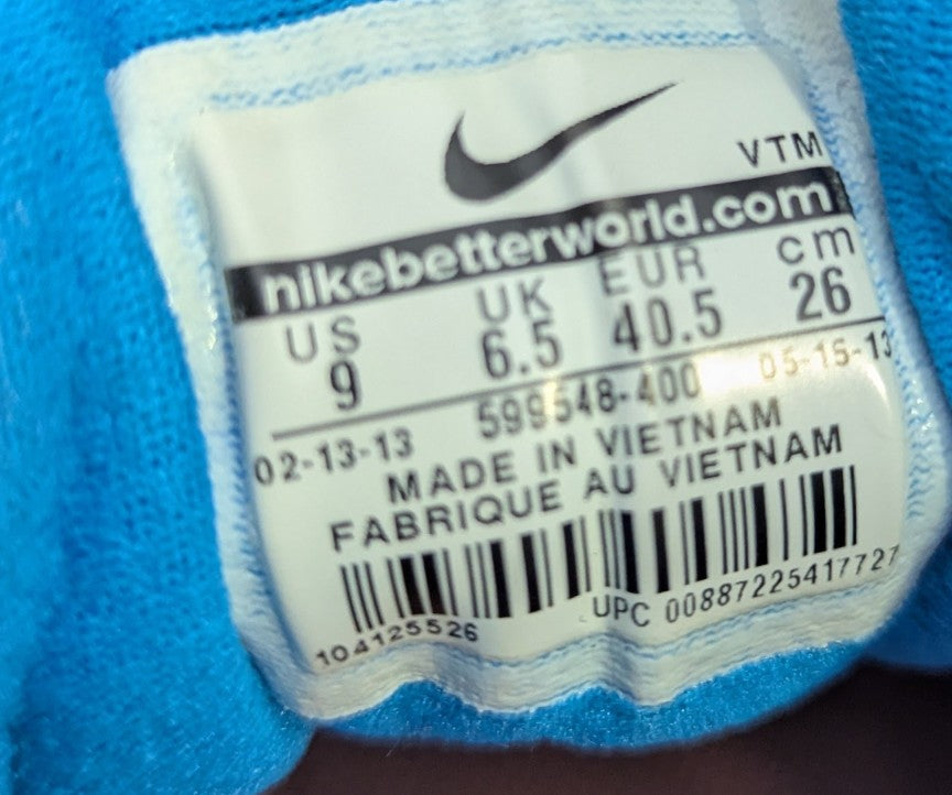 Nike Sneakers Size W9