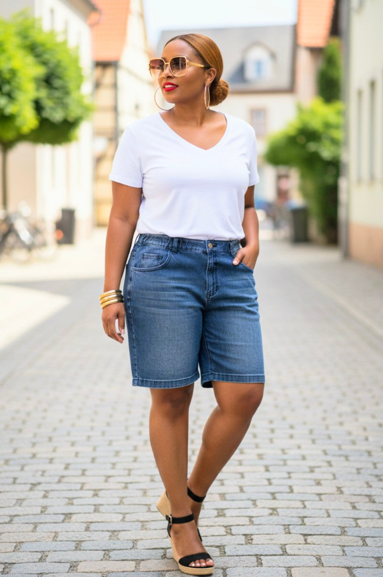 CURVY GIRL dark wash shorts size XL